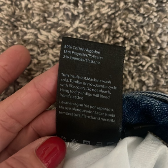 Risen Flare Jeans - Picture 4 of 7